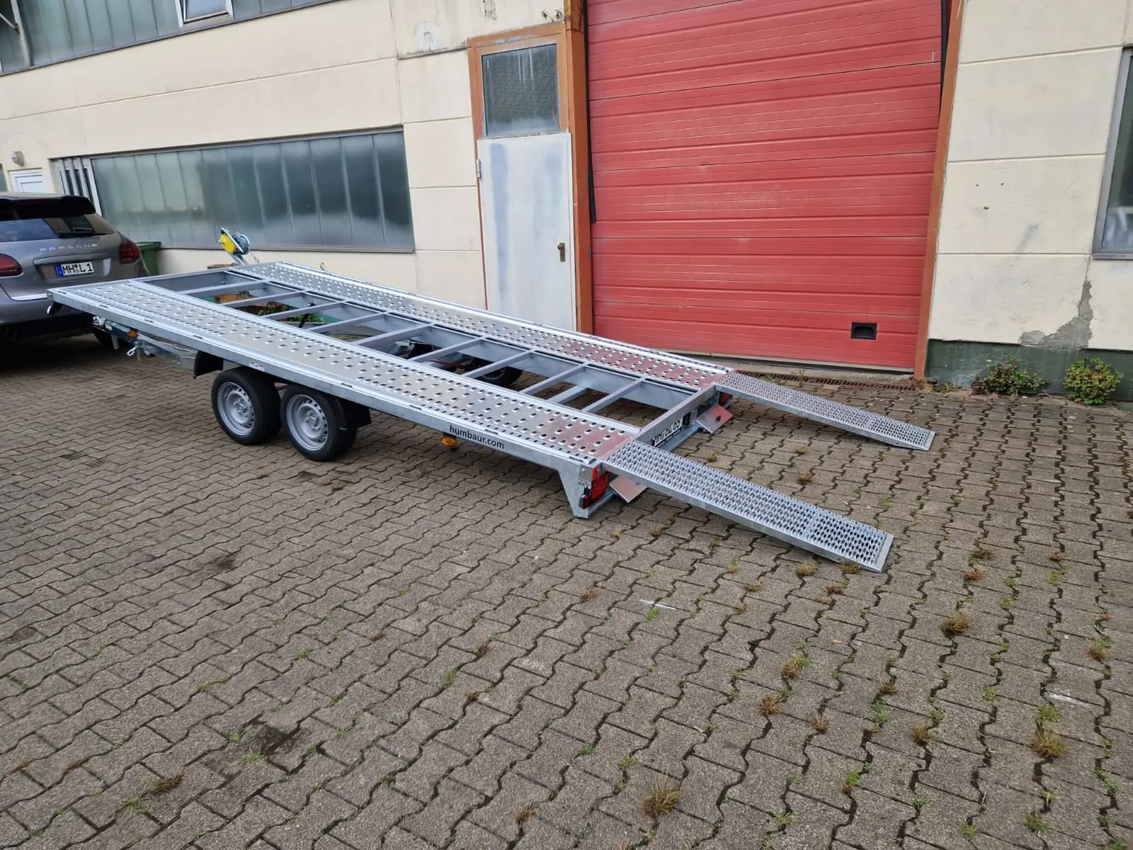 Anhänger bei Langlitz in Mülheim an der Ruhr