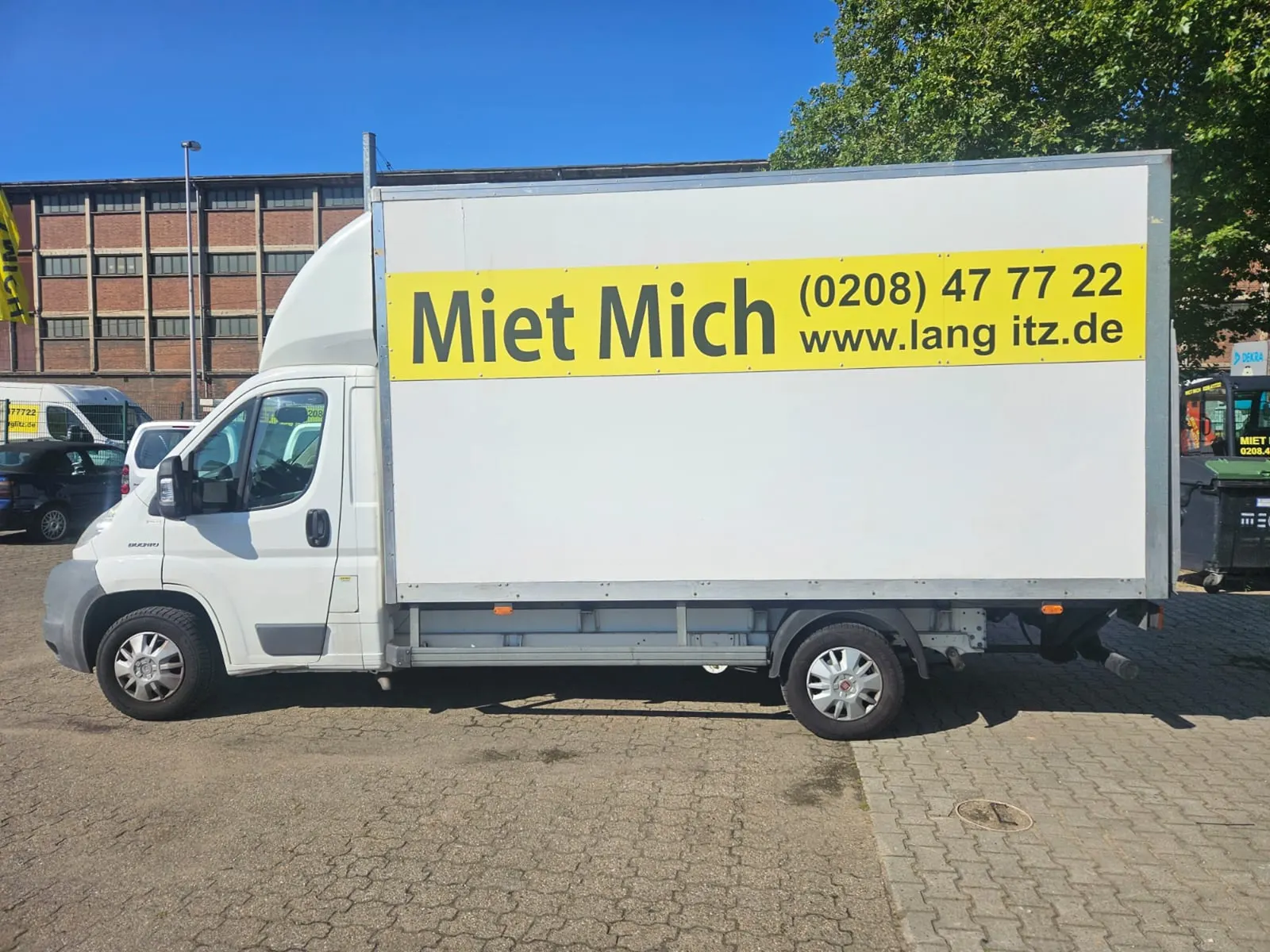 Transporter bei Langlitz in Mülheim an der Ruhr